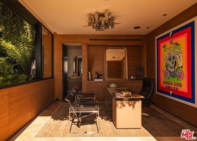 Building Photo - 1851 N Stanley Ave