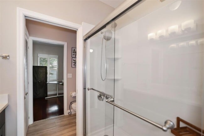 Building Photo - 632 Charles Ct S