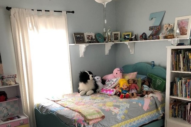 Sunny back bedroom - 1134 22nd St