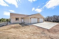 Building Photo - 4010 Barela-A