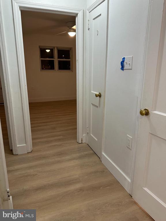 Building Photo - 703 Shaw Ave