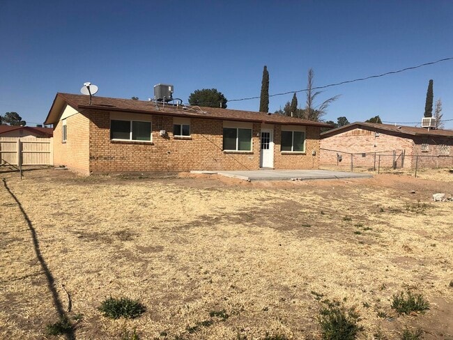 Building Photo - 228 Midianite Dr