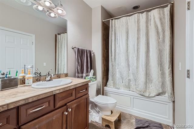 Building Photo - 7400 E 8th Ave