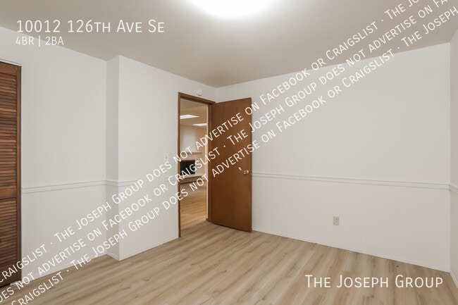 Building Photo - 10012 126th Ave SE