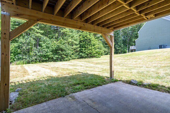 Building Photo - 8 Alden Dr