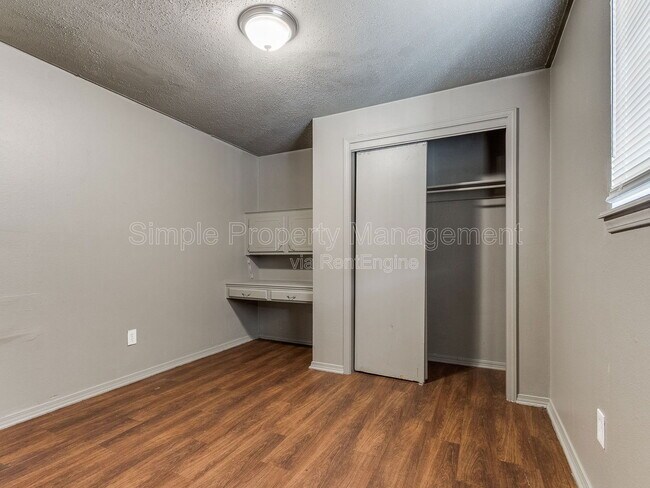 Building Photo - 4008 SE 47th St