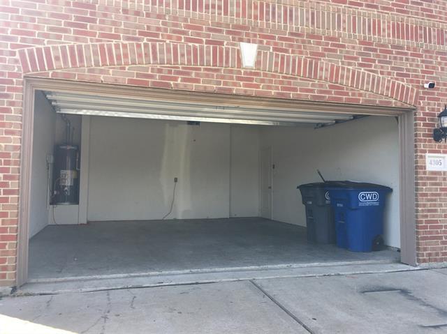 Building Photo - 4305 Elderberry St