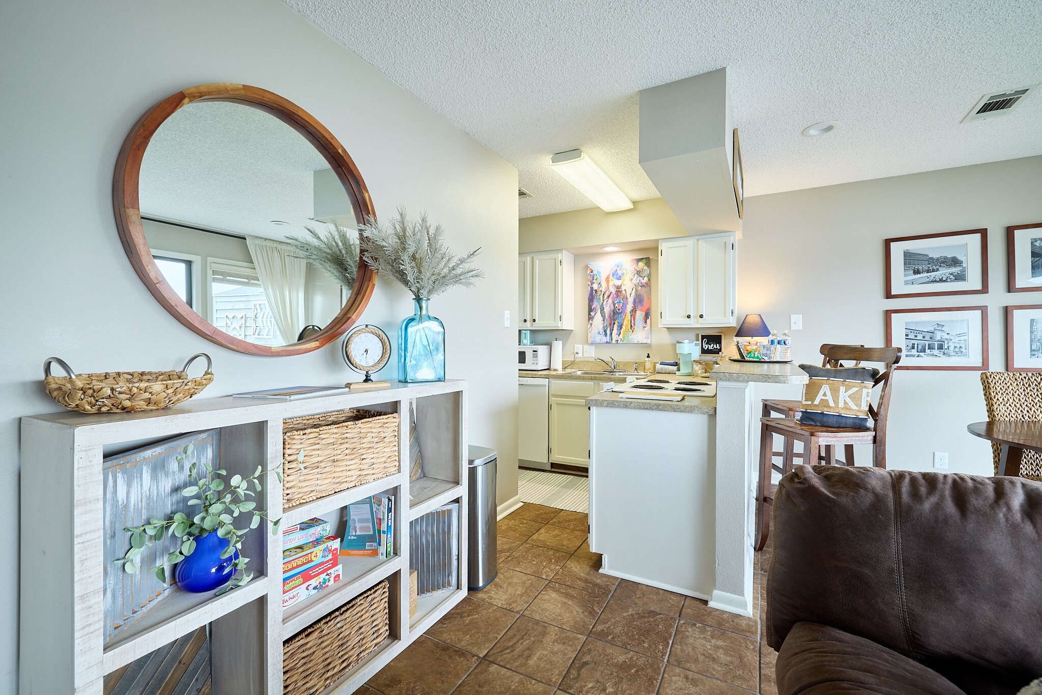 Building Photo - 400 Farr Shores Dr