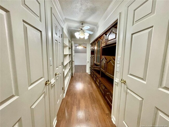 Building Photo - 5704 Kindley Dr