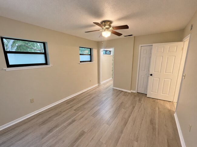 Building Photo - 10011 SW 86th Terrace