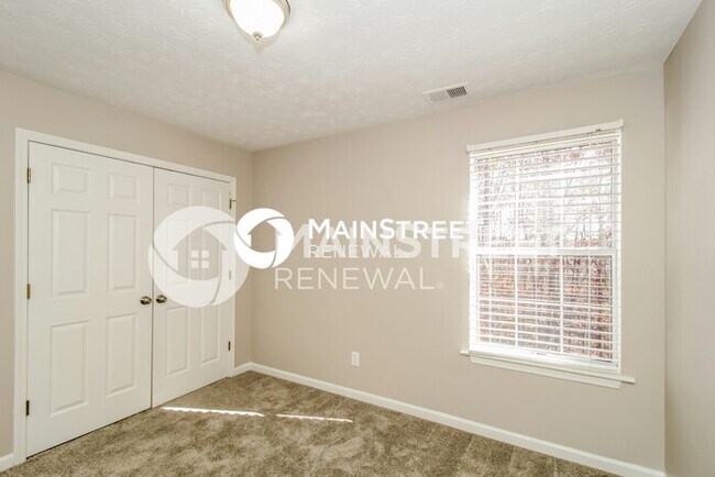 Building Photo - 3 Bedroom Pet-Friendly Home in AUSTELL, GA with Main Street Renewal