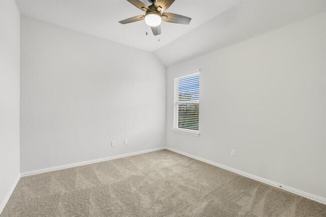 Building Photo - 3741 Bainbridge St