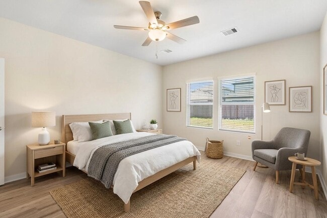 Building Photo - 5811 Blue Grama Dr