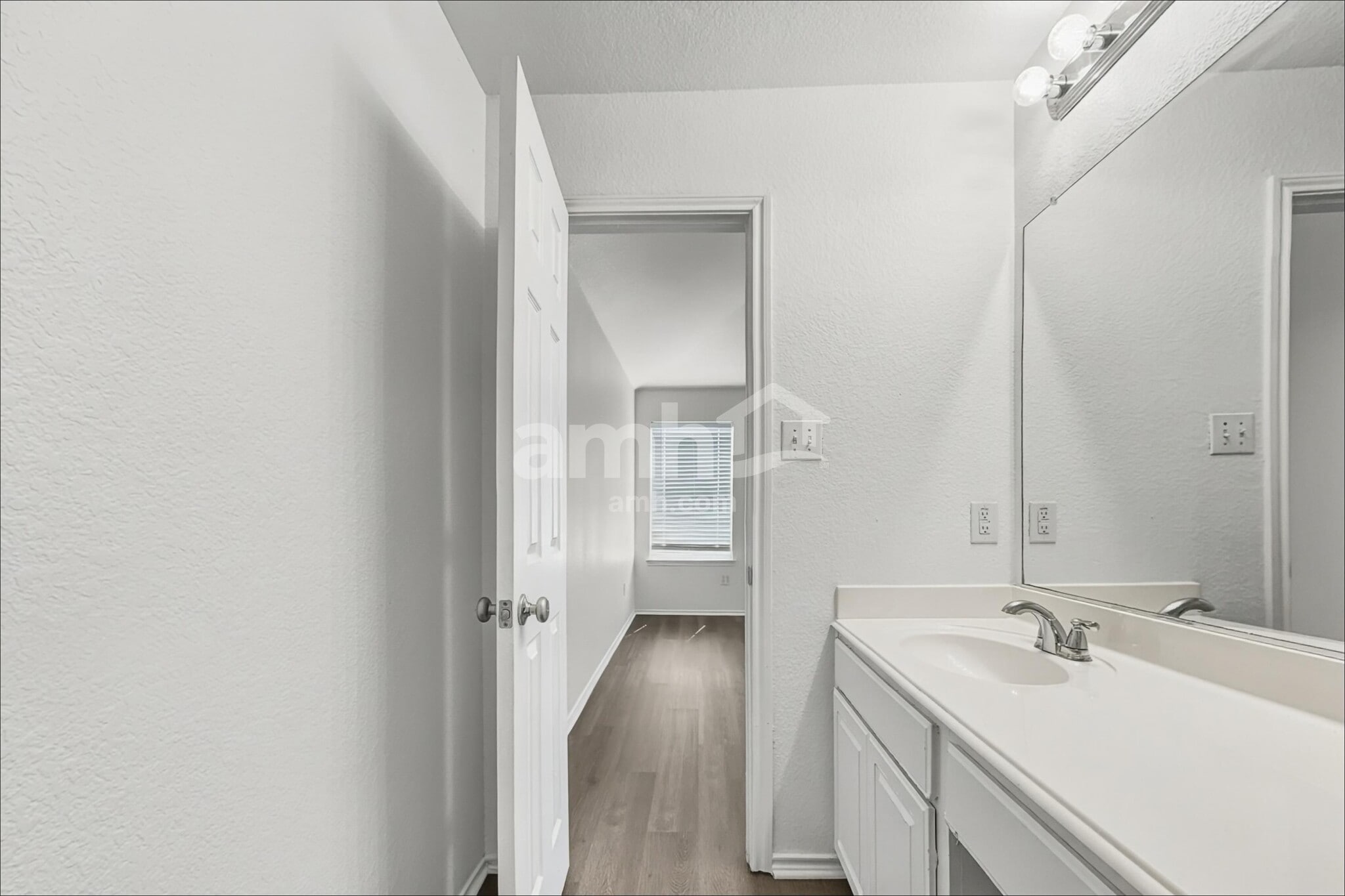 Building Photo - 11741 Cottontail Dr