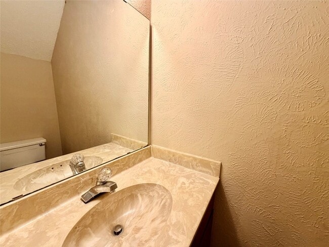 Building Photo - 1251 Dallas Dr