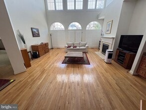 Building Photo - 12739 Lady Somerset Ln