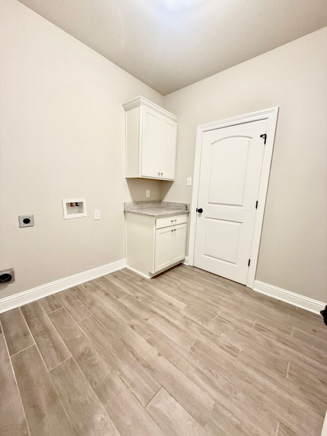 Building Photo - Beautiful 3 bedroom Home in Baton Rouge