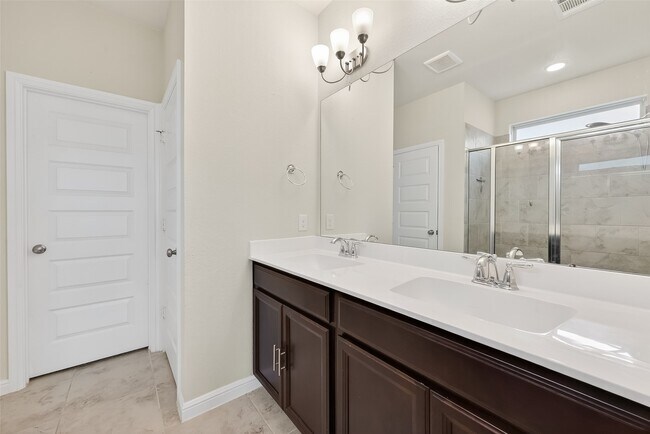 Building Photo - 18122 Alora Springs Trace