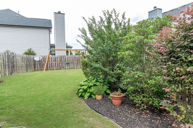 Building Photo - 5461 Everlook Cir