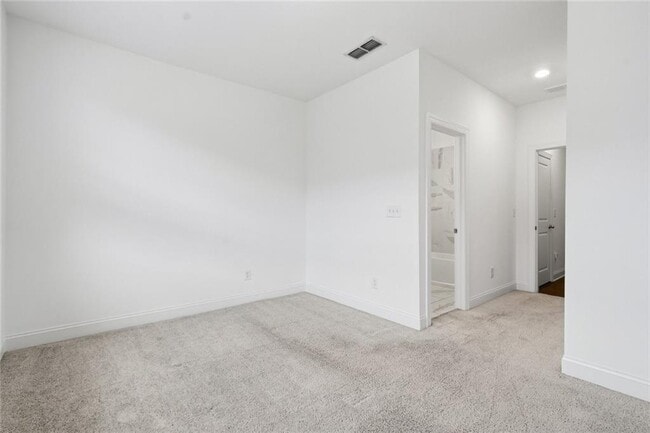 Building Photo - 2438 Figaro Dr