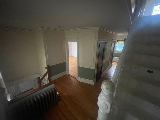 Building Photo - Spacious 4BR/3BA Home in Downtown Dover — Freshly Updated, Walk to Everything