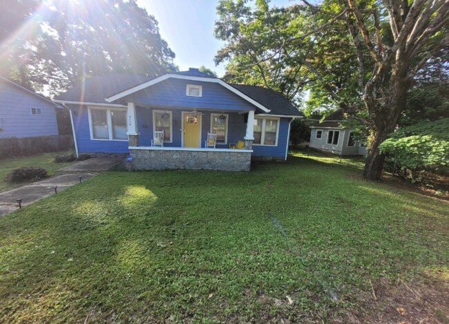 Building Photo - 5708 St Elmo Ave