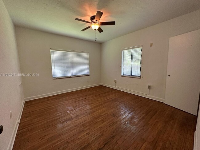 Building Photo - 3050 SW 21st St