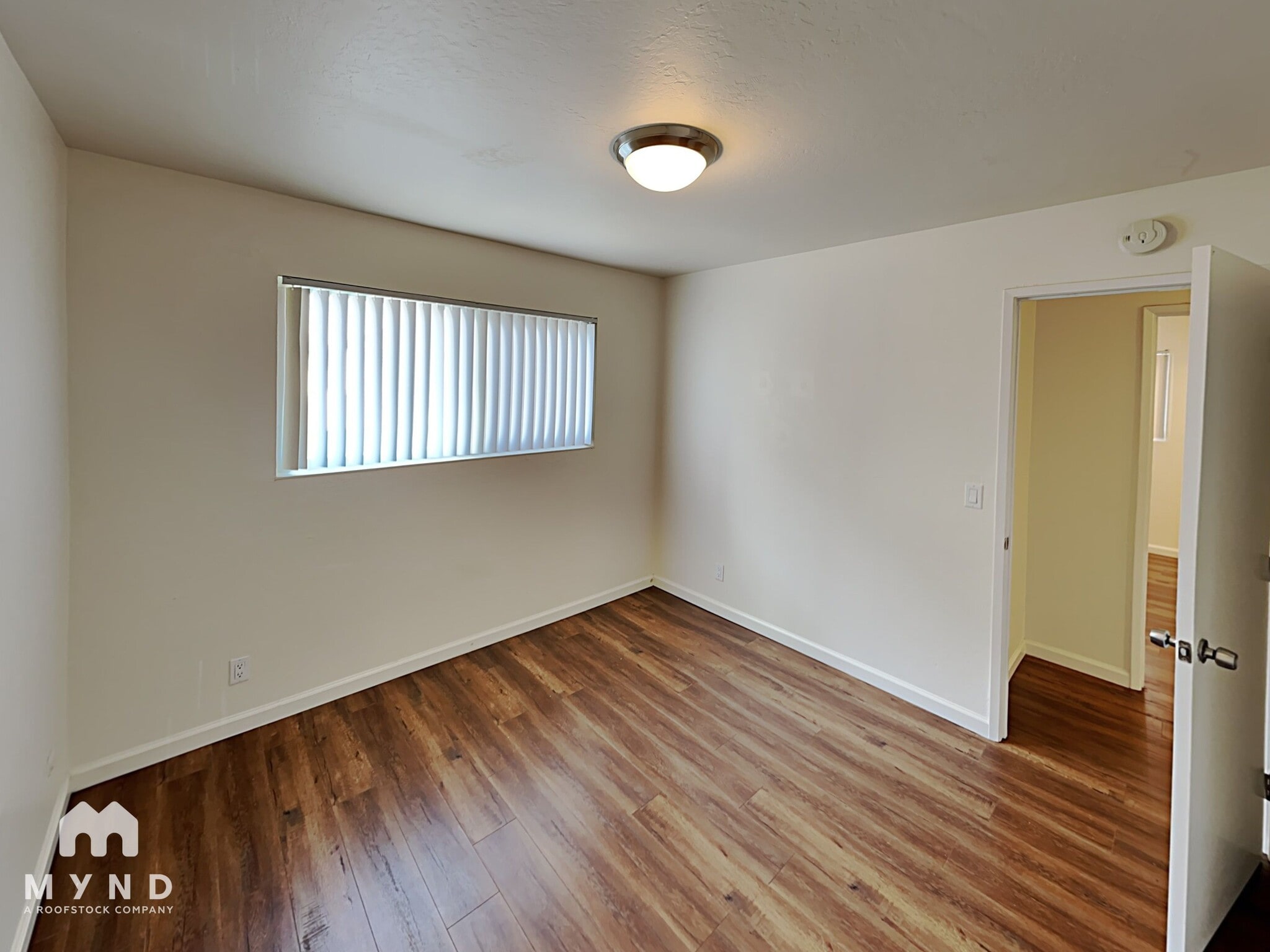 Building Photo - 237 N 8th St