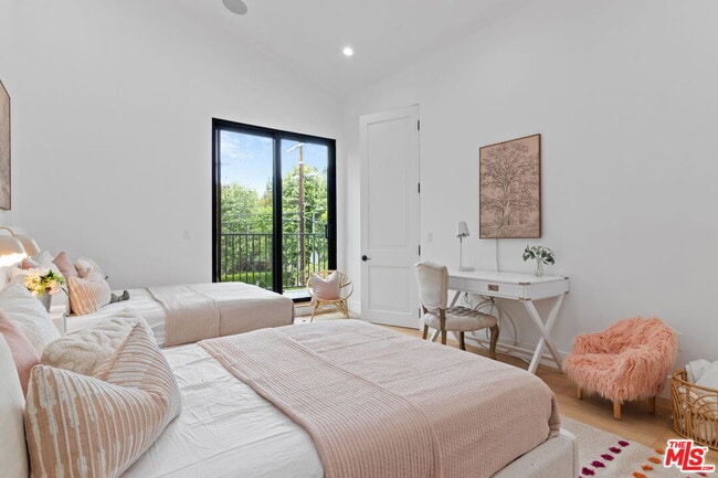 Building Photo - 4535 Haskell Ave