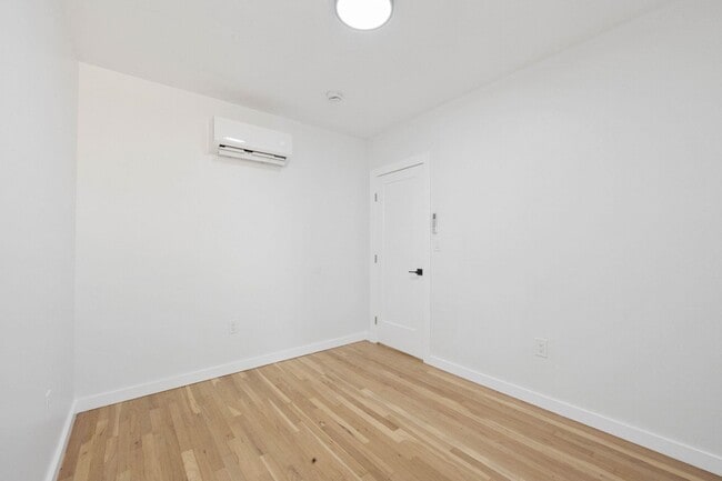 Building Photo - 294 Hoboken Ave