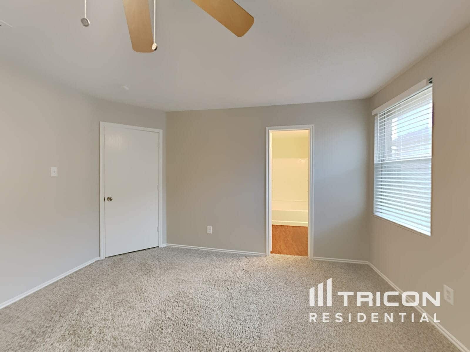 Building Photo - 2641 Bandera Pl