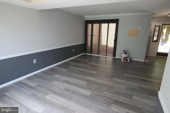 Building Photo - 1632 McNelis Dr