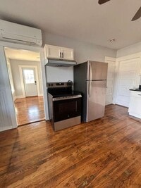 Building Photo - 67 Fairlawn Ave