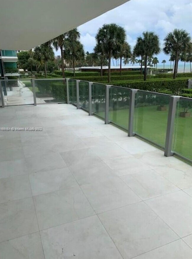 Building Photo - 360 Ocean Dr