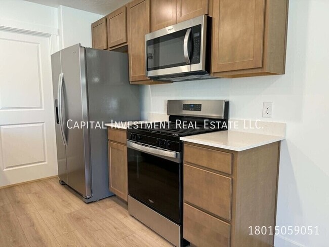Building Photo - 4347 N 325 E