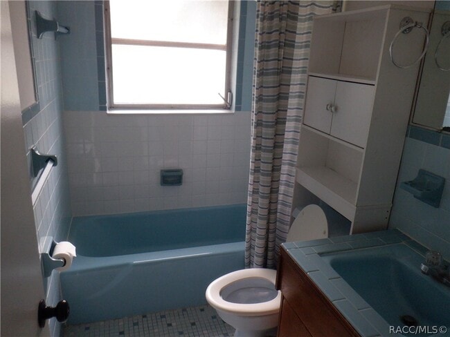 Building Photo - 3415 S Diamond Ave