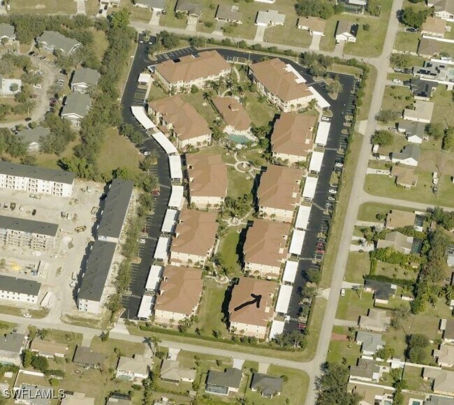 Building Photo - 1141 Van Loon Commons Cir