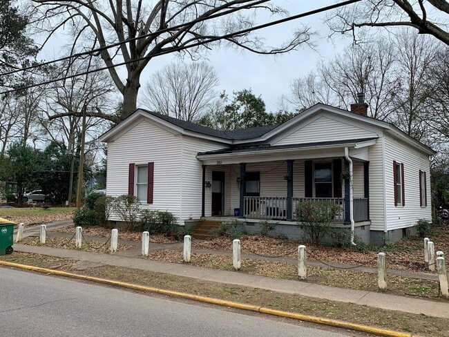 Building Photo - 3/2 Near UGA campus off Bloomfield Street - Available Early August 2026