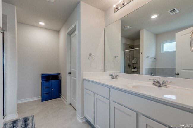 Building Photo - 9610 Baytown Coast