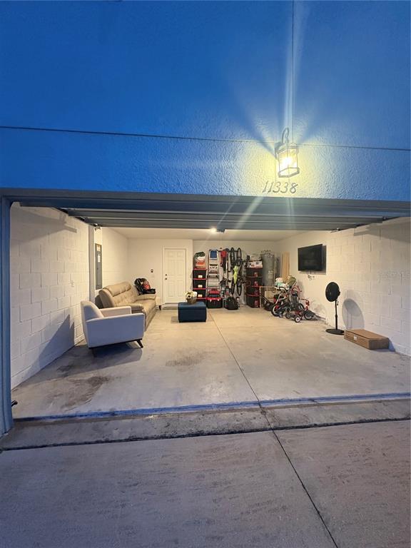 Building Photo - 11338 Port Pl