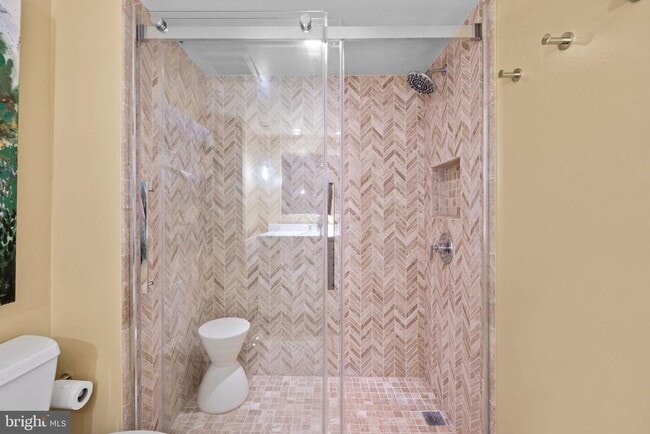 Building Photo - 1401 17th St NW