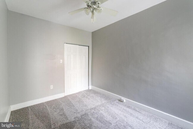 Building Photo - 3943 Terrace St