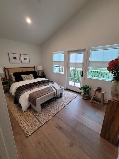 Building Photo - 3649 Cazador St