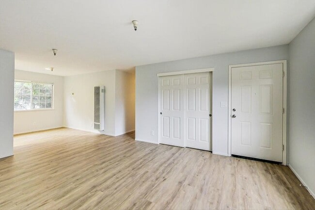 Building Photo - 1803 Sausal St