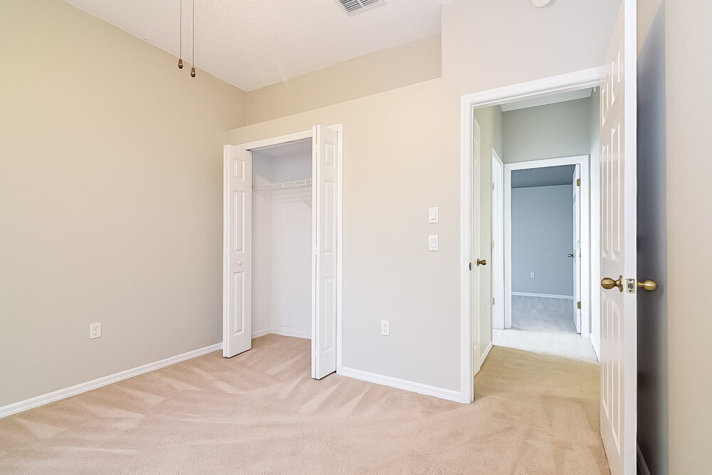 Building Photo - 7129 Captiva Cir