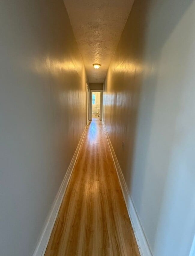 Building Photo - 27 Carthage Dr