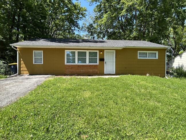 Primary Photo - 11218 Eastern Ave