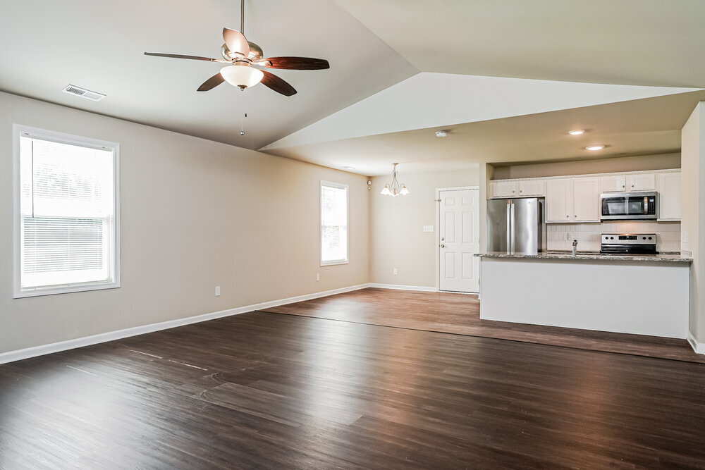 Building Photo - 114 Winter Red Wy