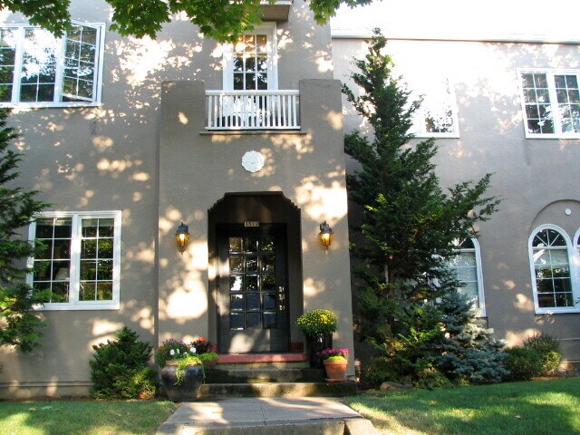 Entrance - 3512 NE 23rd Ave