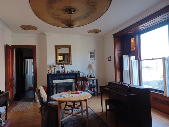 Building Photo - 3507 Clifton Ave